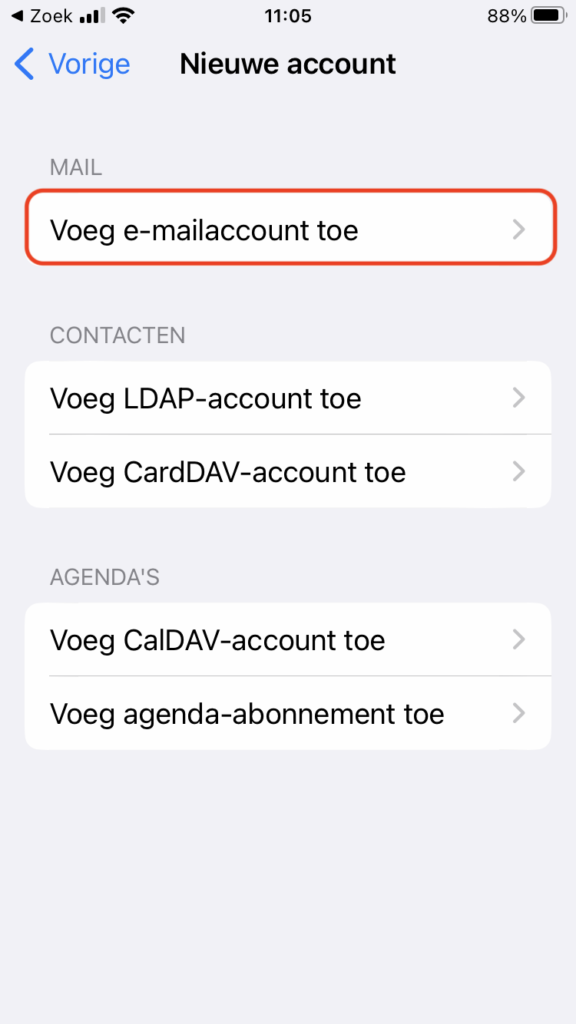 Just Host iPhone voeg e-mail toe
